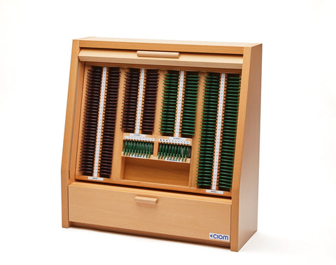 Gläserkasten I mit 232 Messgläsern (für Wand- oder Tischmontage) von CIOM – Onlineshop für Augenärzte, Kliniken, Optiker & Händler | Ophthal-Optics