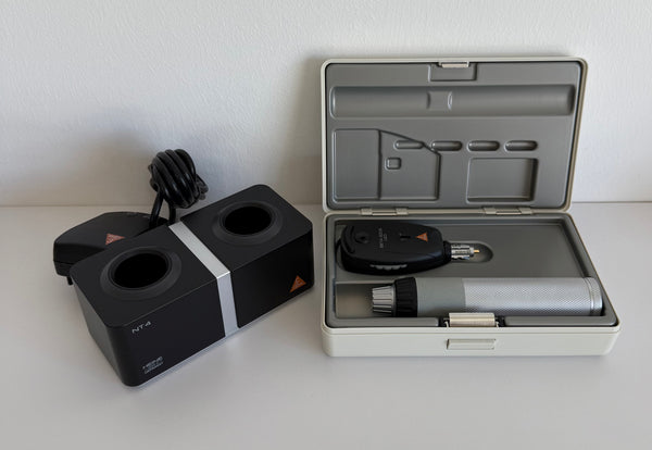 Heine Beta 200S Ophthalmoskop mit NT-4 Ladestation