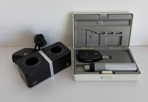 Heine Beta 200S Ophthalmoskop mit NT-4 Ladestation